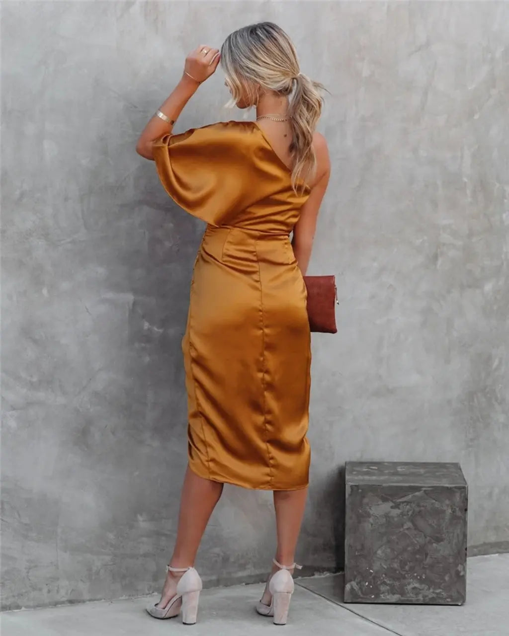 Airana midi asymétrique drapée pour femmes – Cortney