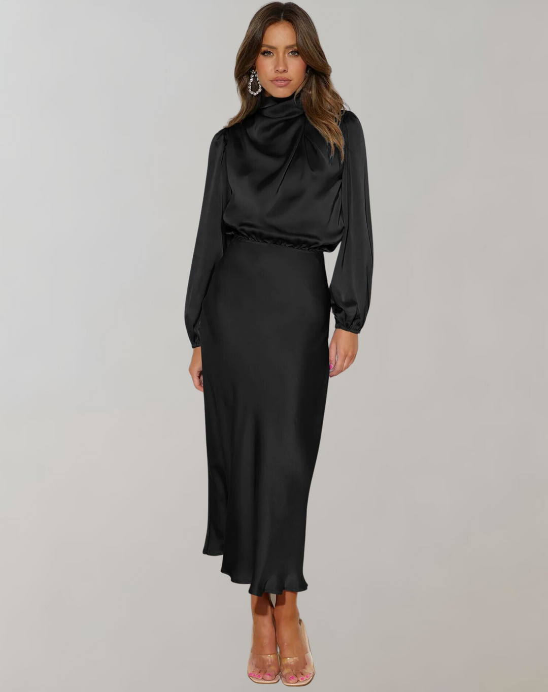 Vairana | Robe en satin à manches longues