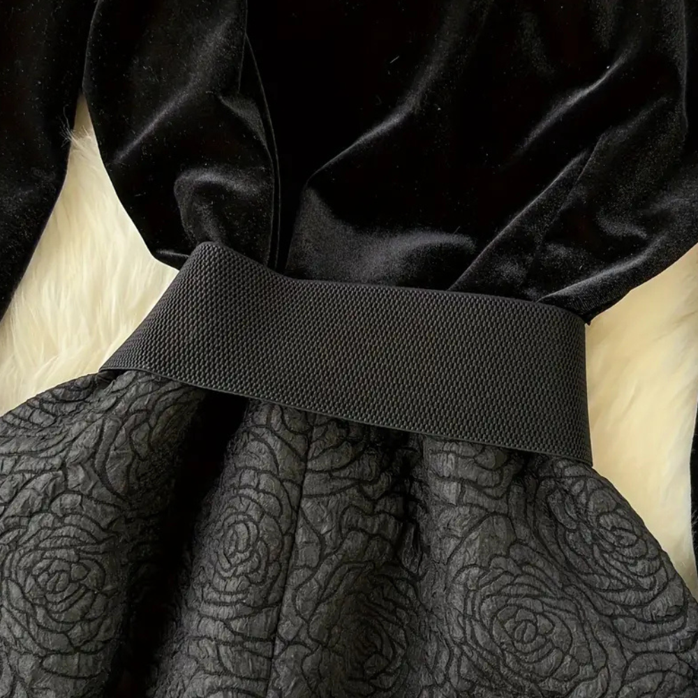 Viarraxa | Robe classique brodée pour femmes
