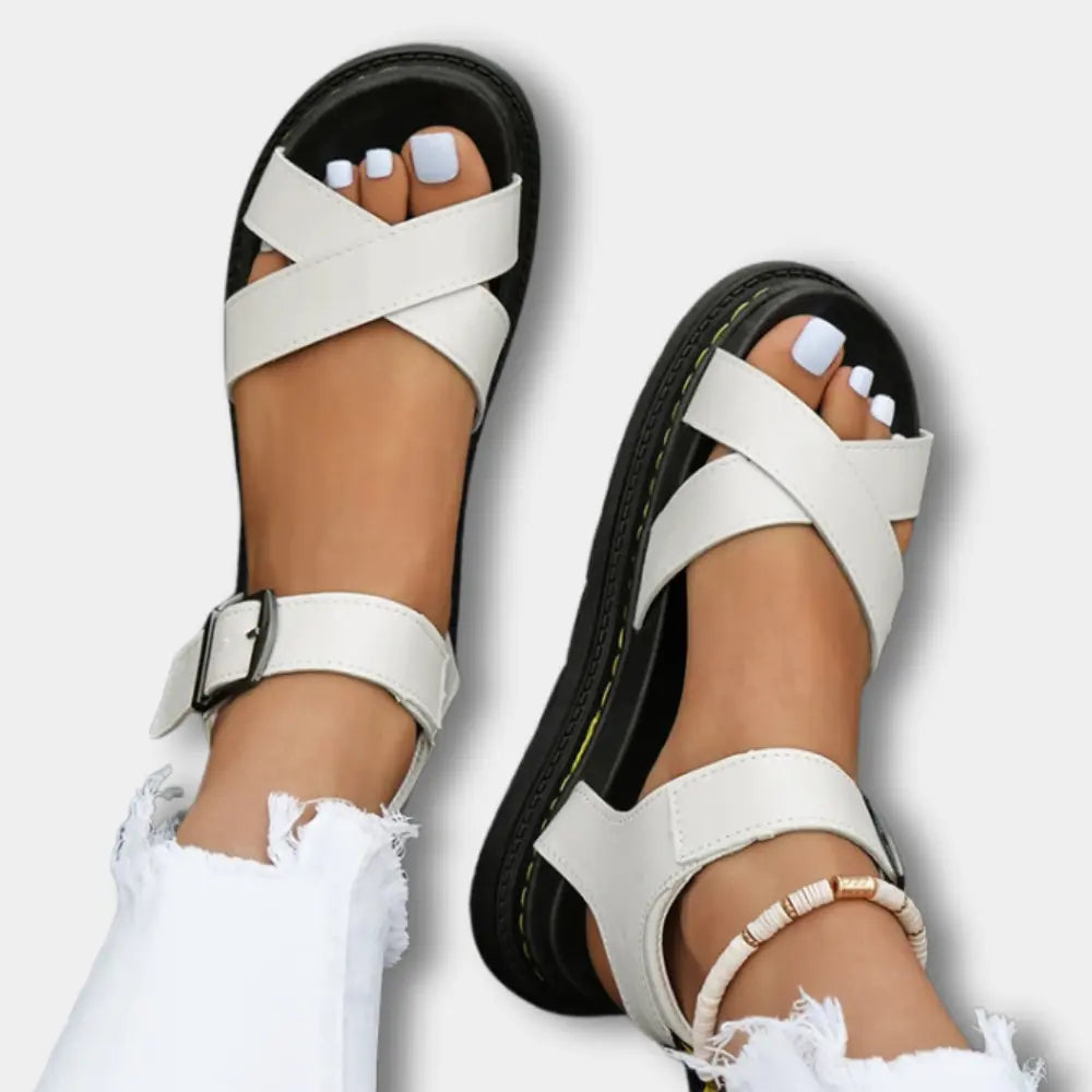 Niorana à semelle épaisse et brides croisées pour Femme – Keziahh