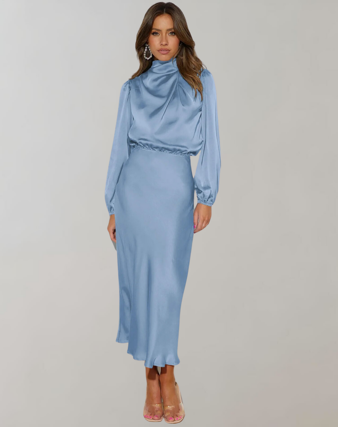 Vairana | Robe en satin à manches longues