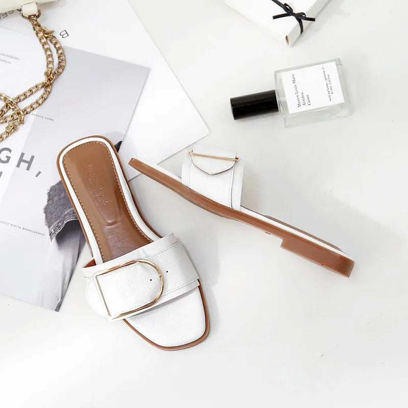 Saunasa | Sandales à bout carré en cuir de luxe pour femmes