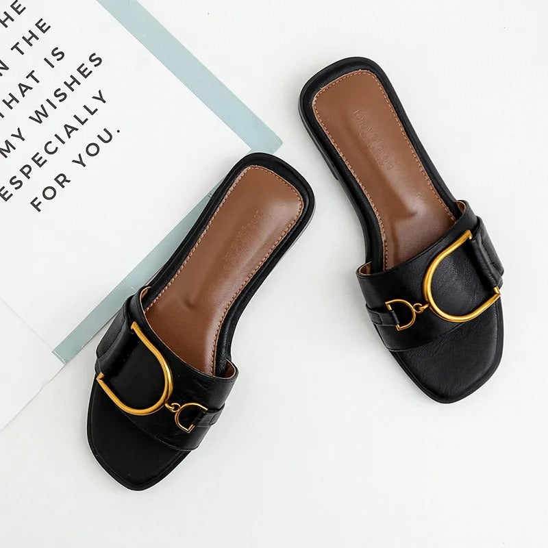 Saunasa | Sandales à bout carré en cuir de luxe pour femmes