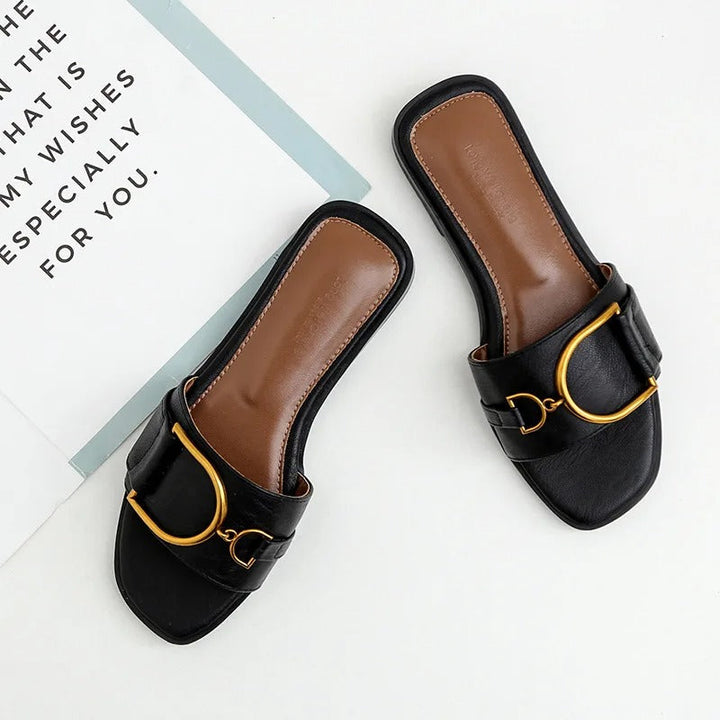 Saunasa | Sandales à bout carré en cuir de luxe pour femmes