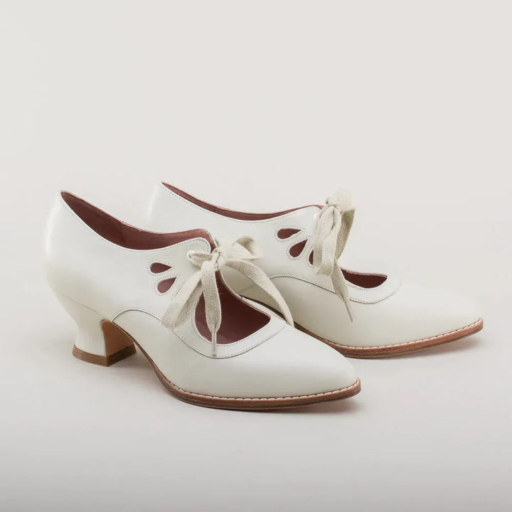 Sounaxa | Chaussures rétro élégantes à talon bas
