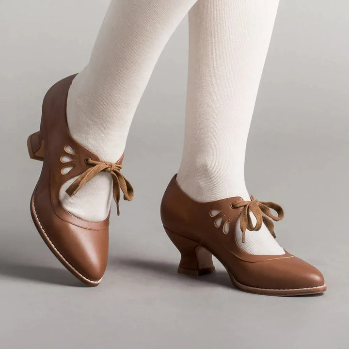 Sounaxa | Chaussures rétro élégantes à talon bas