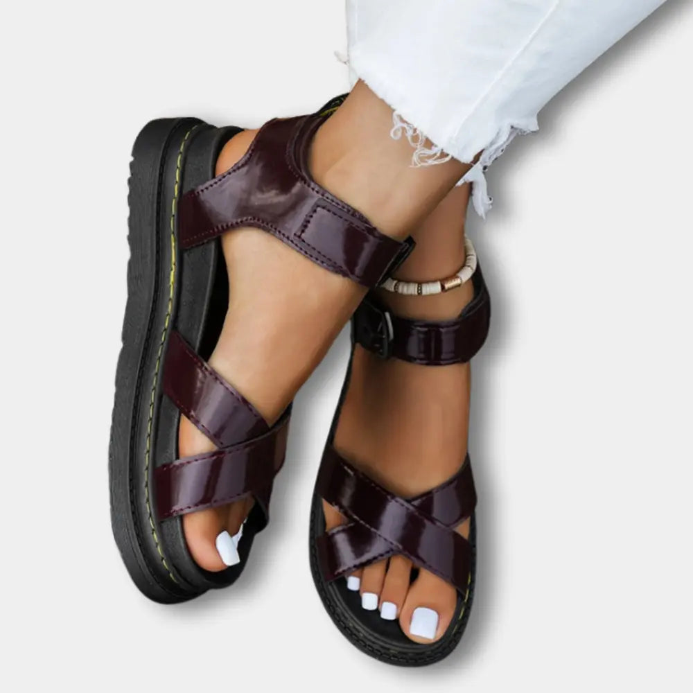 Niorana à semelle épaisse et brides croisées pour Femme – Keziahh