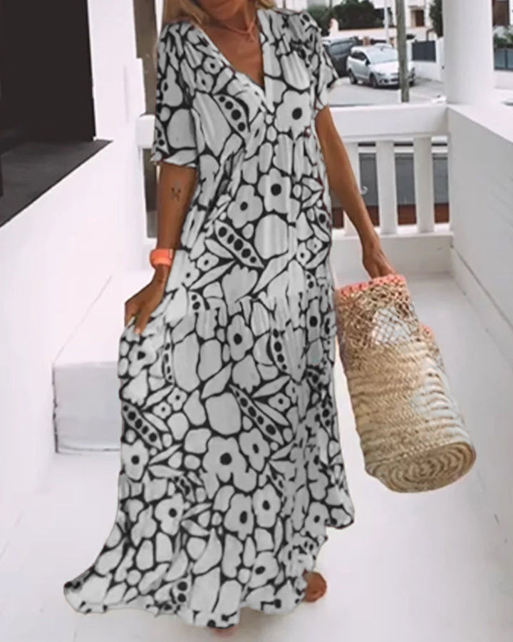 Leeva | Robe décontractée avec décolleté en V et imprimé