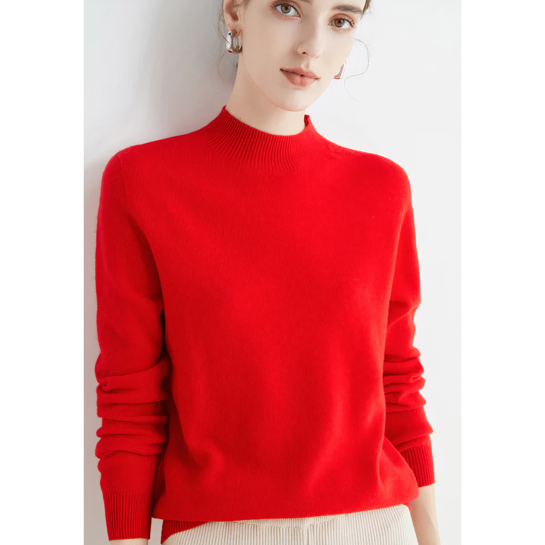 Pull femme en cachemire rouge Aanaxa, pull doux et élégant porté sur fond clair