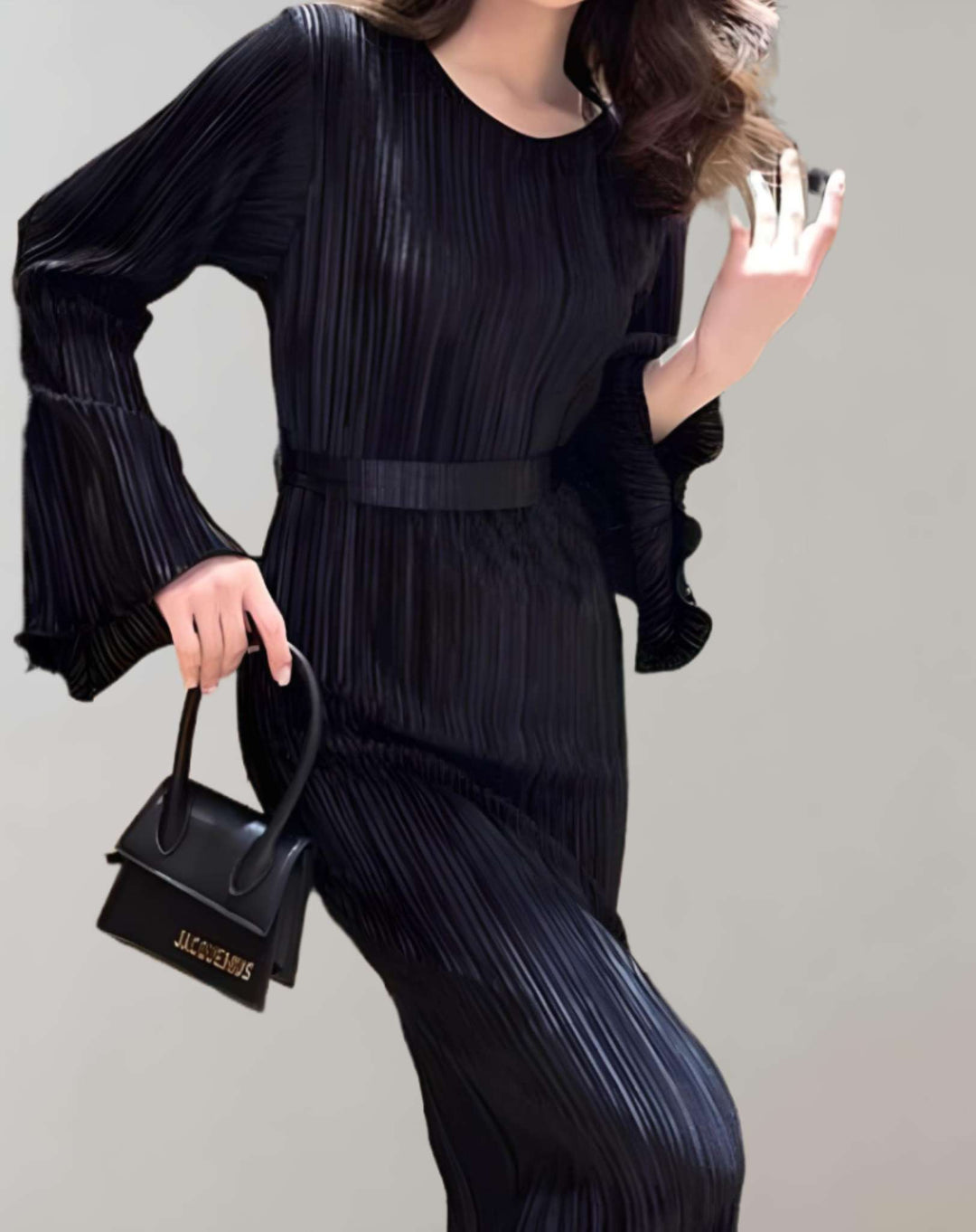 Viaynema | Robe longue cintrée à plis