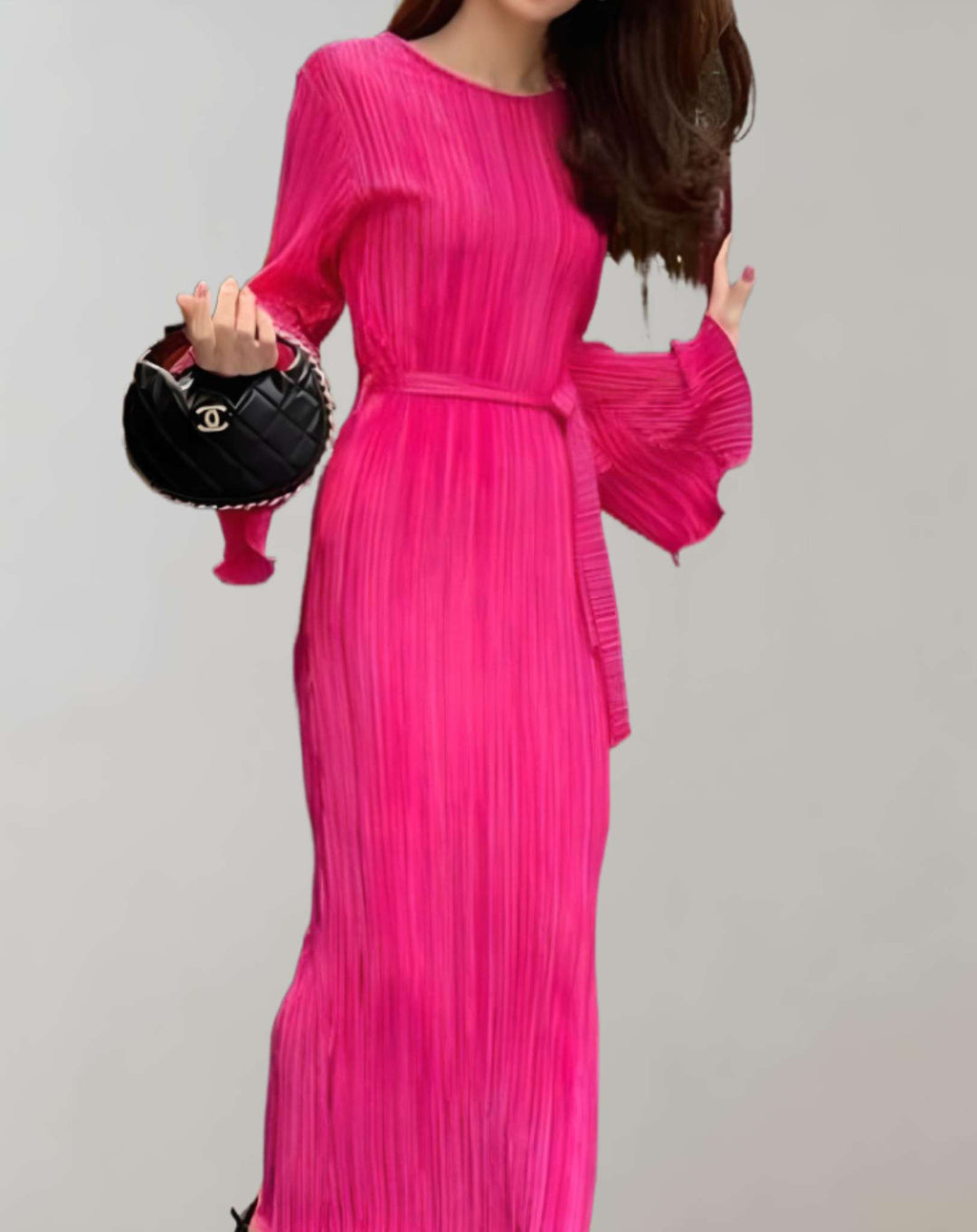 Viaynema | Robe longue cintrée à plis