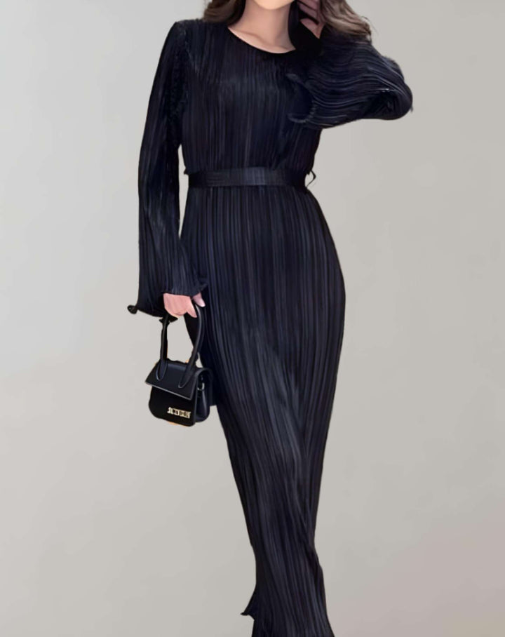 Viaynema | Robe longue cintrée à plis