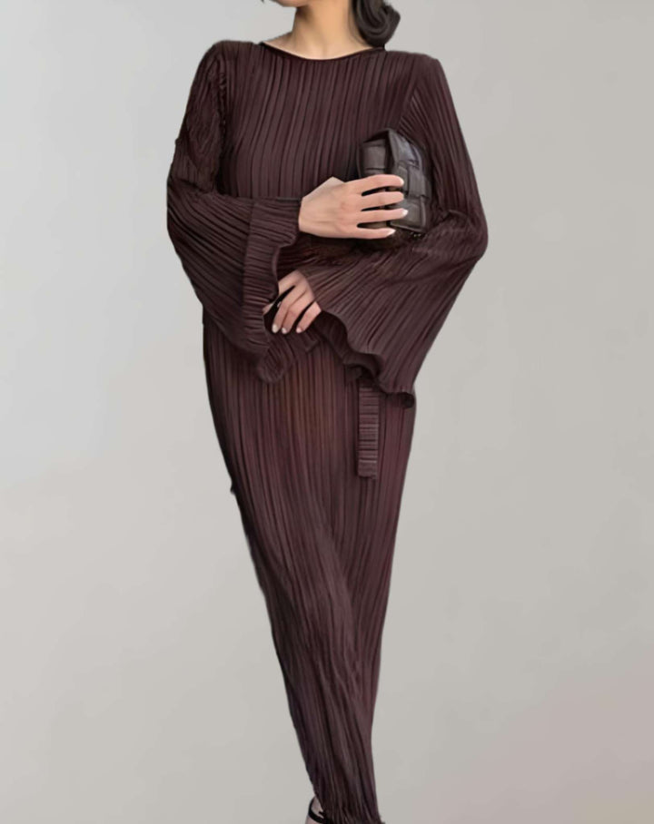 Viaynema | Robe longue cintrée à plis