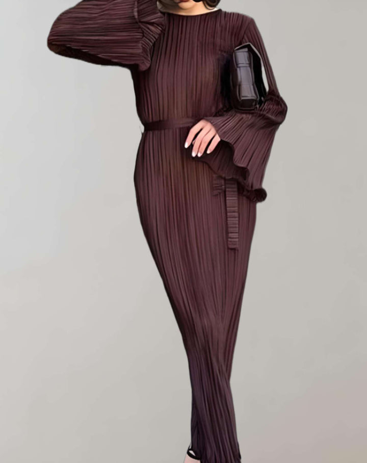 Viaynema | Robe longue cintrée à plis