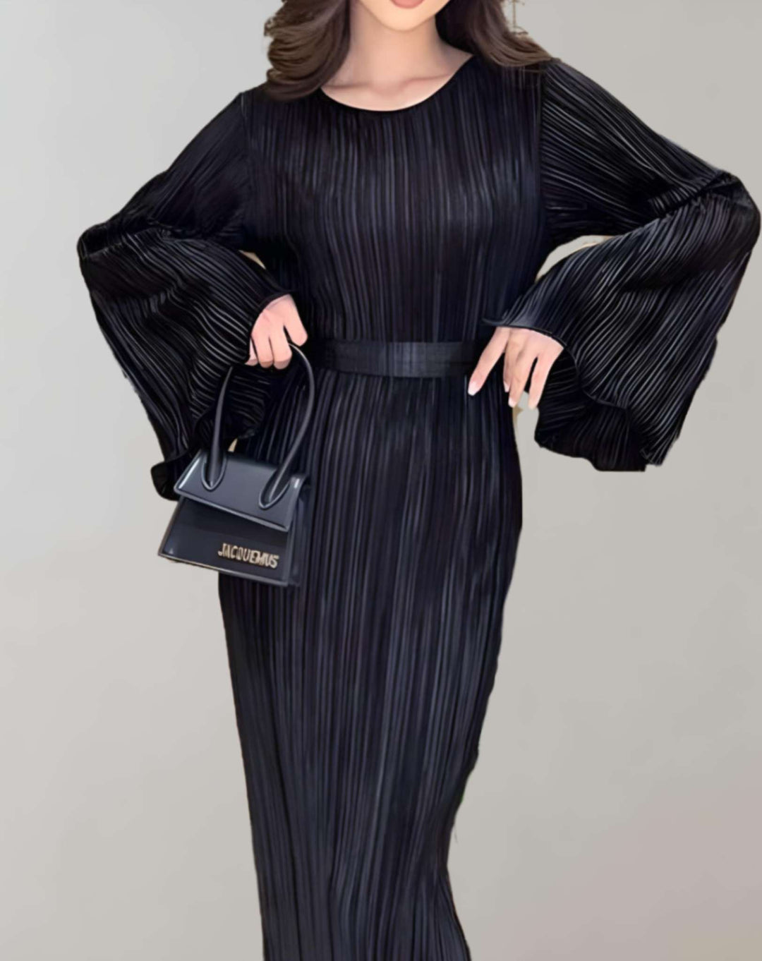 Viaynema | Robe longue cintrée à plis