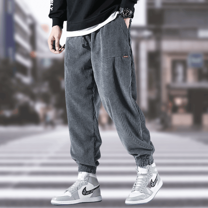 Nairar | Pantalon stylé en velours côtelé