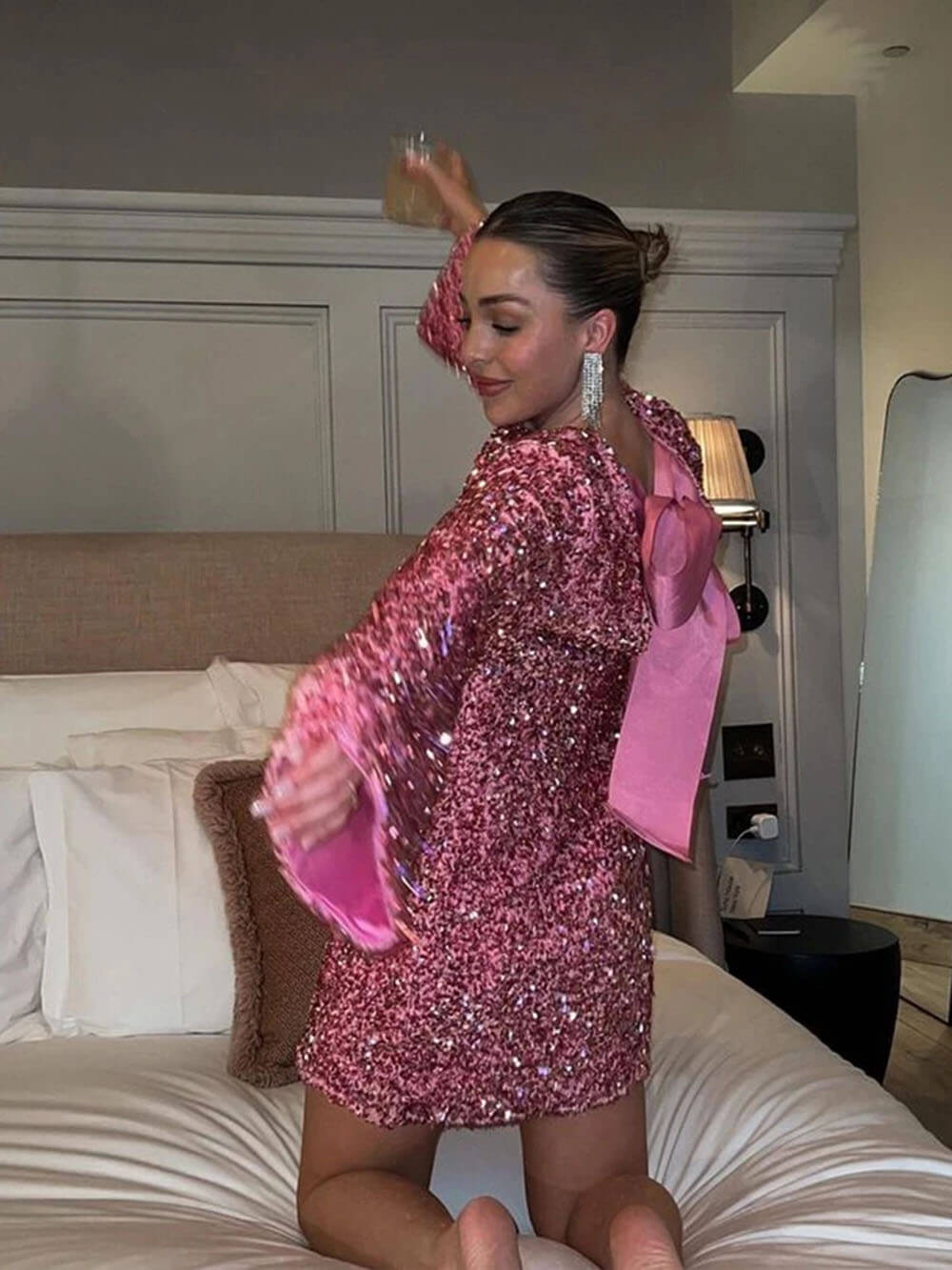 Muonnana | robe à paillettes avec nœud et fermeture à nœud