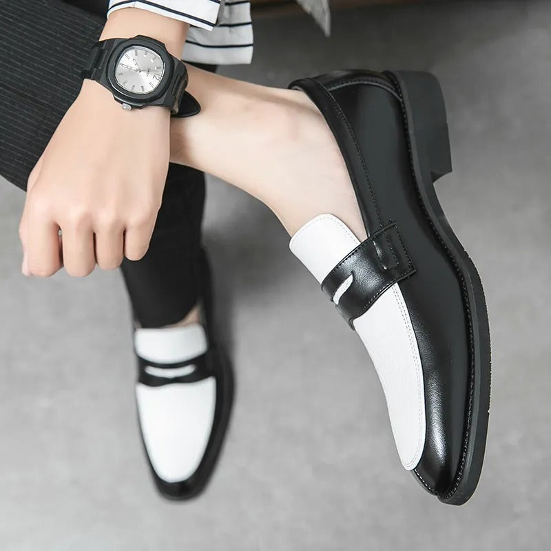 Chaussures homme Muonnar noir blanc, vue du dessus de mocassins classiques