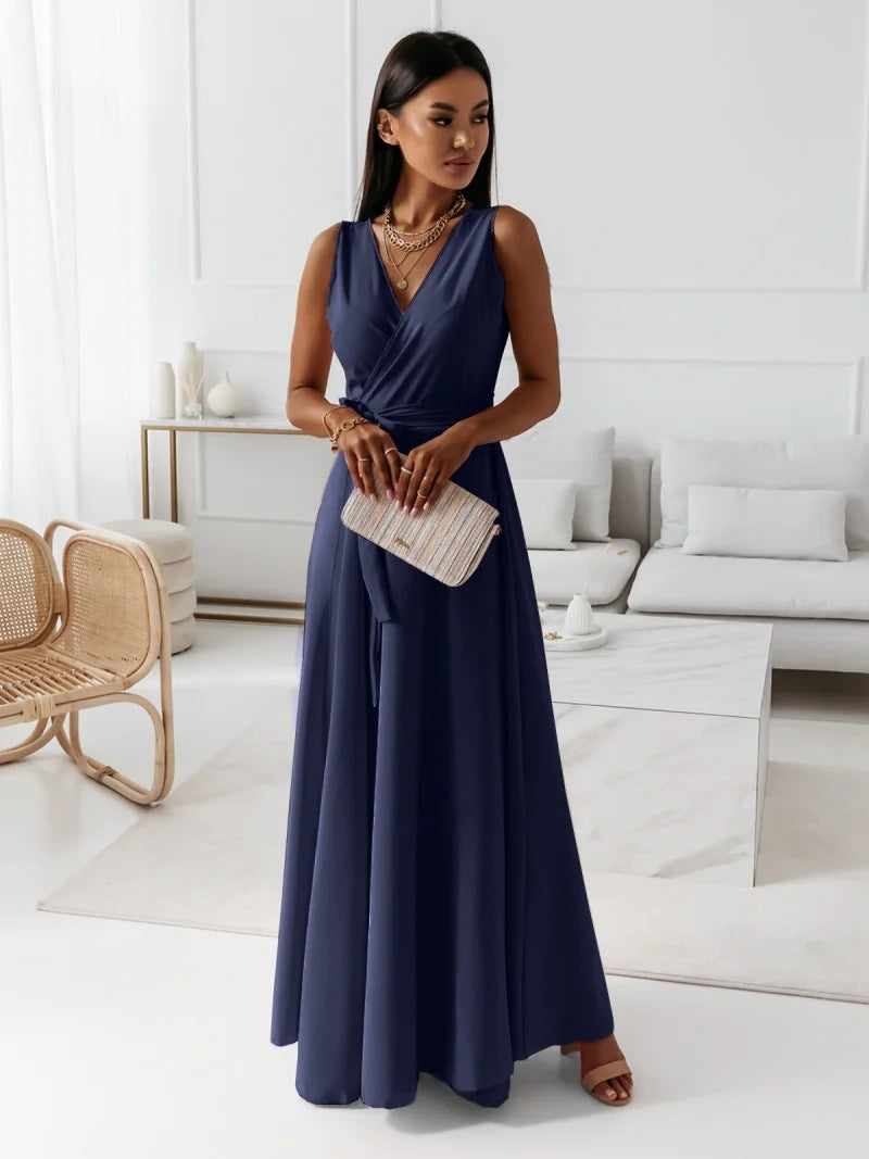 Siirala | Robe longue simple pour femme avec décolleté en V