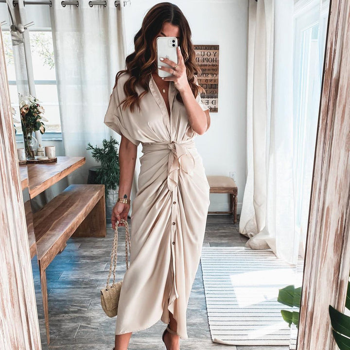 Nelia | Longue robe à boutons pour femmes