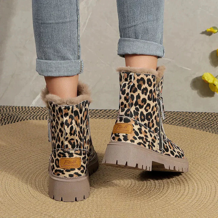 Bottes léopard stylées Rariasa vue arrière, bottines femme avec semelle crantée et design tendance