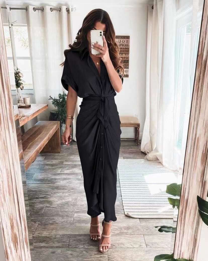 Nelia | Longue robe à boutons pour femmes