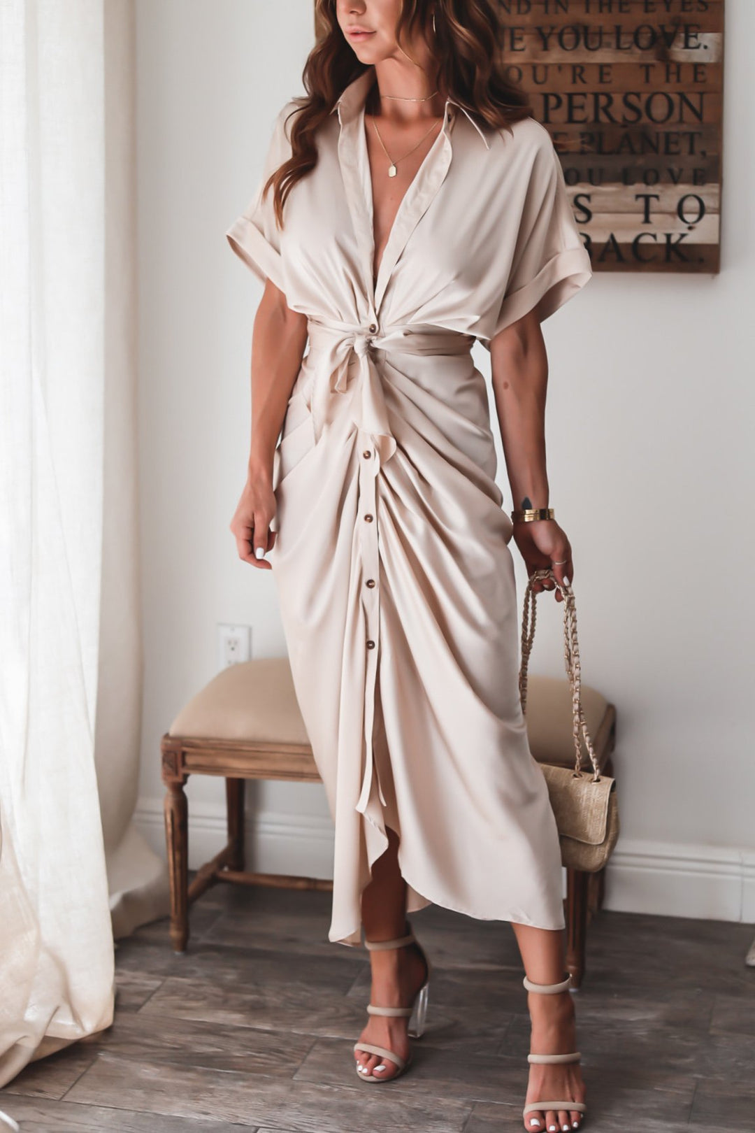 Nelia | Longue robe à boutons pour femmes
