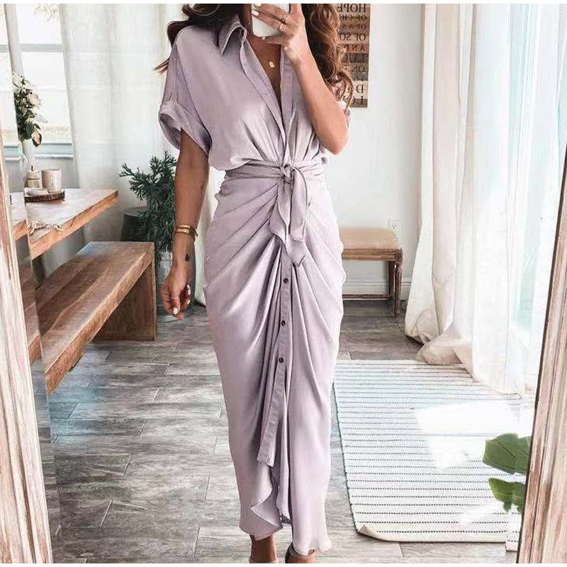 Nelia | Longue robe à boutons pour femmes