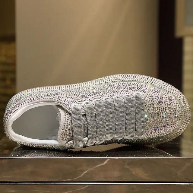 Neenaxa | Baskets scintillantes avec ornements en cristal