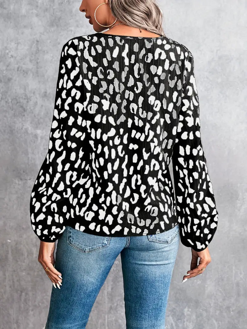 Seanaxa | Blouse avec col en V et imprimé léopard