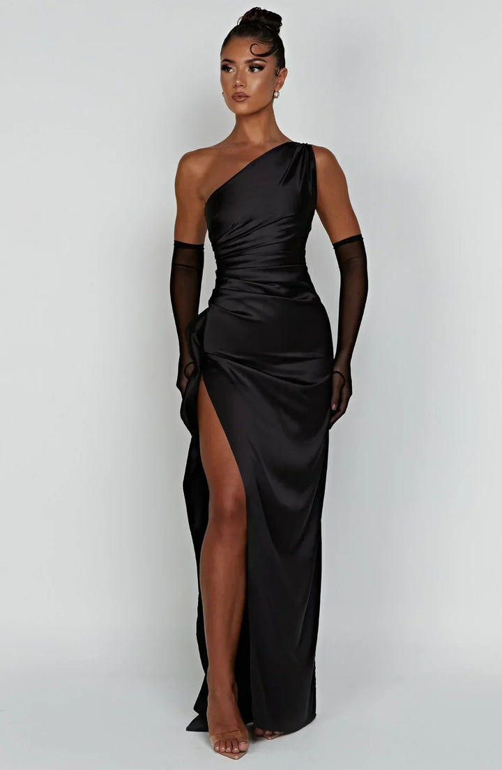 Moellesa | Robe longue plissée satinée à une épaule pour femmes