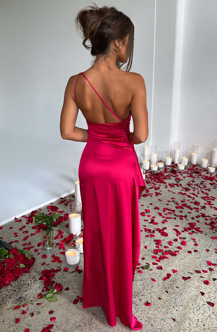 Moellesa | Robe longue plissée satinée à une épaule pour femmes