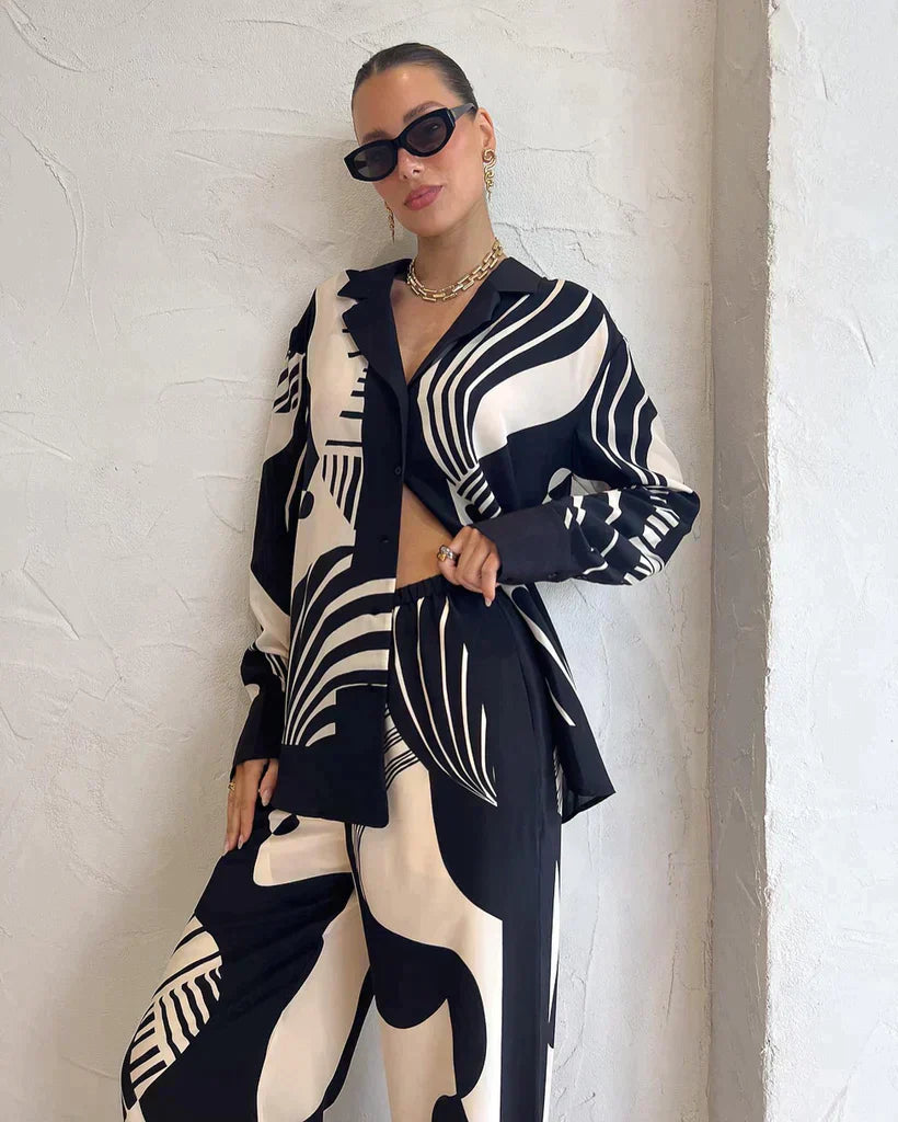 Sooraela | Ensemble polyvalent en noir et blanc