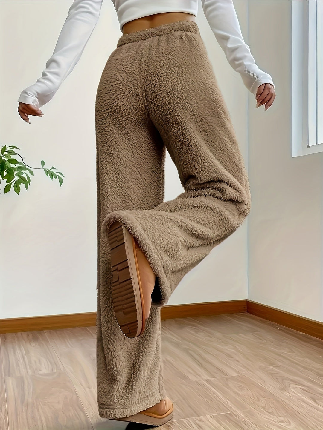 Veorana | Pantalon en peluche taille haute pour femmes