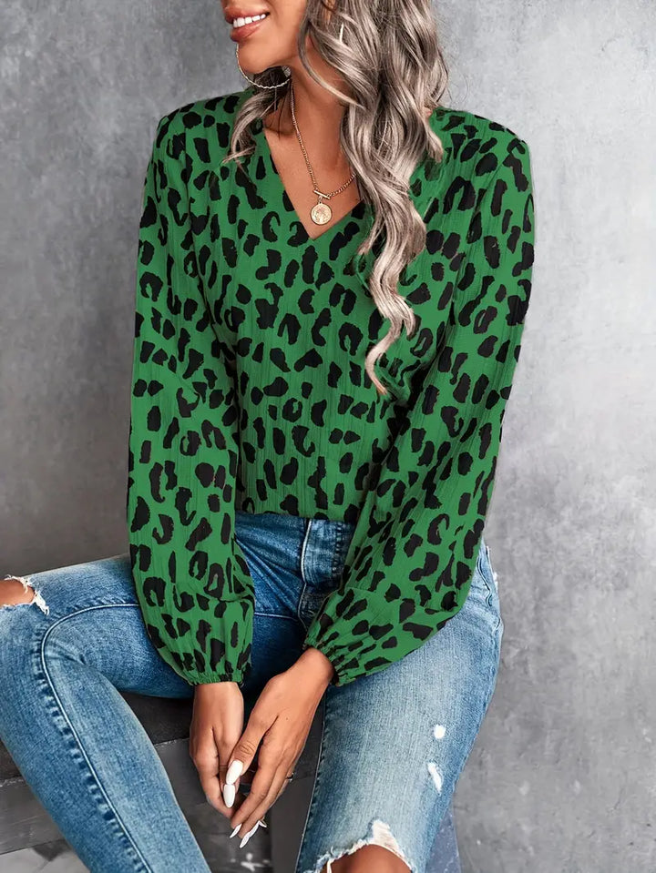 Seanaxa | Blouse avec col en V et imprimé léopard