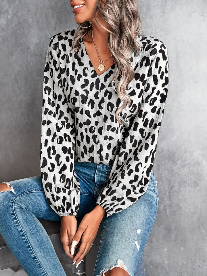 Seanaxa | Blouse avec col en V et imprimé léopard