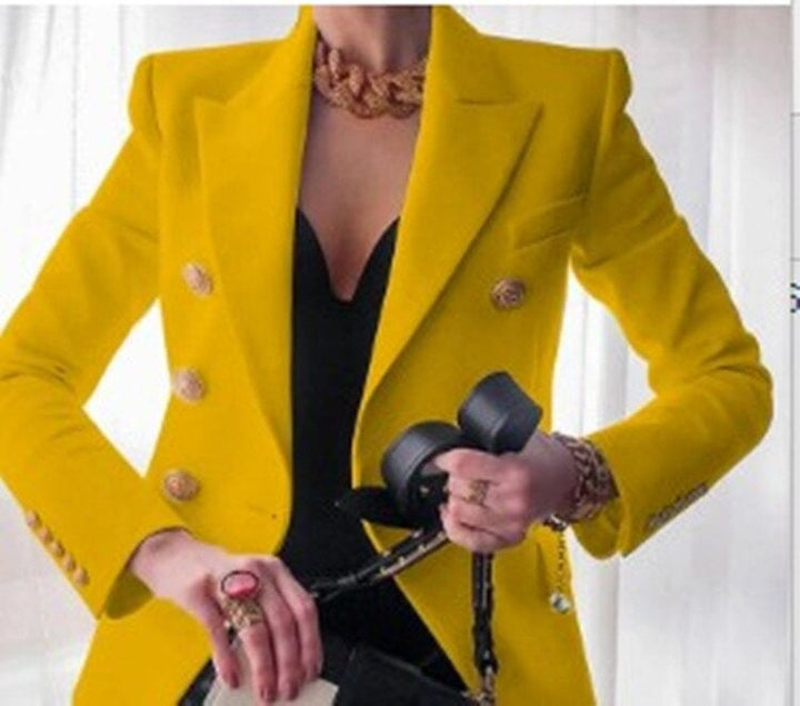 Raliana | Elégant blazer de créateur avec boutons dorés